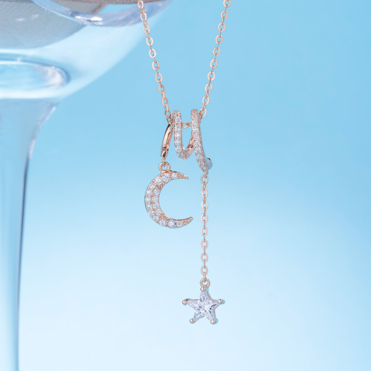 Line Jewelry 月亮星辰吊墜項鍊 Crescent and Star Pendant Necklace