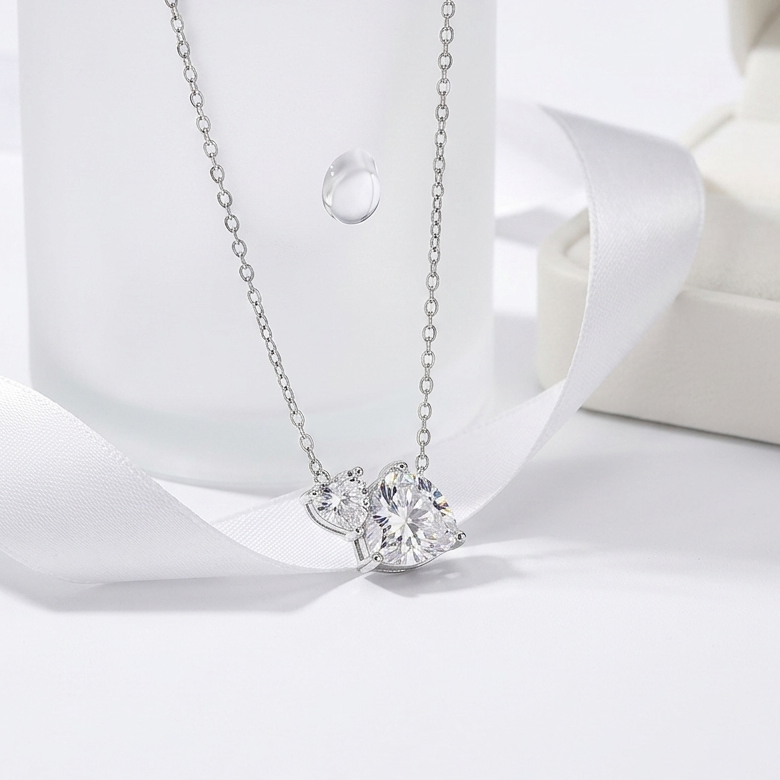 Line Jewelry 心連心吊墜項鍊 Heart-to-heart Pendant Necklace
